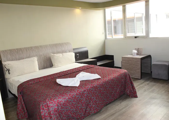 Hotel California Cdmx Roma Sur 3*